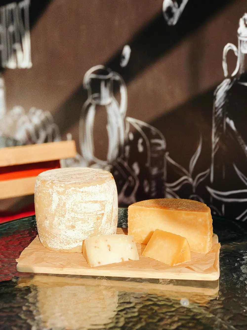 formaggi ricchi di istamina che alimentano la rosacea